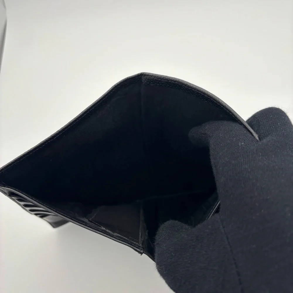 CHANEL Caviar Black wallet with Iconic CC Logo - Picture 5 of 8
